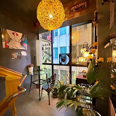 Taipei Triple Tiger Inn Екстер'єр фото