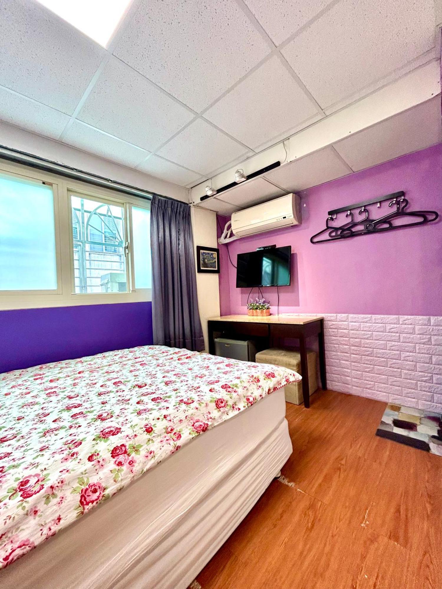 Taipei Triple Tiger Inn Екстер'єр фото