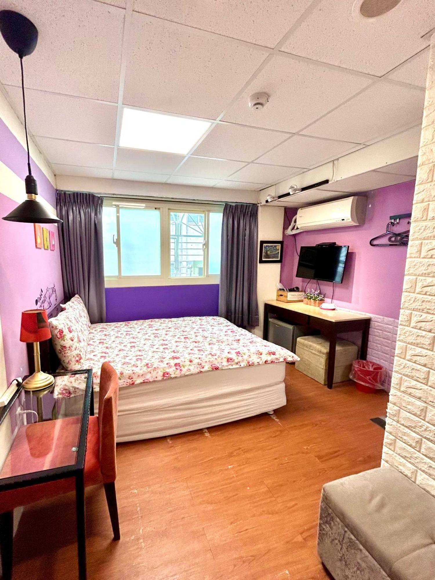 Taipei Triple Tiger Inn Екстер'єр фото