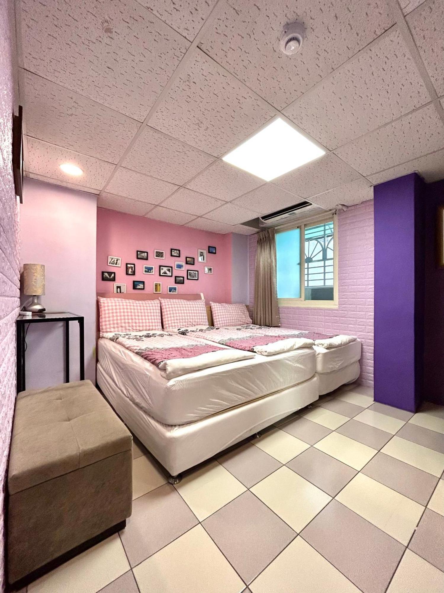 Taipei Triple Tiger Inn Екстер'єр фото