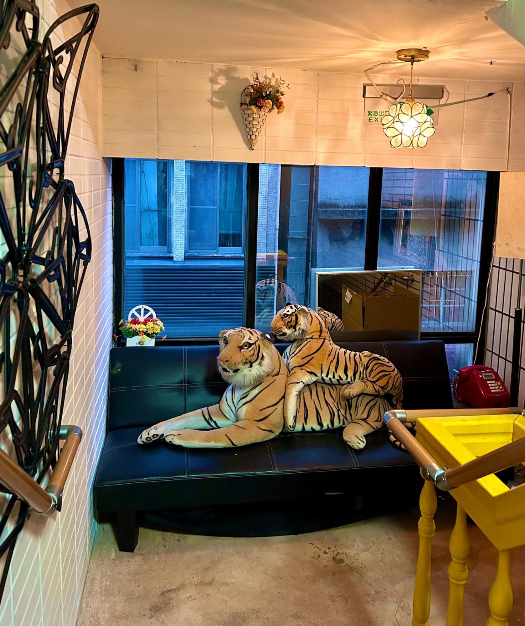 Taipei Triple Tiger Inn Екстер'єр фото