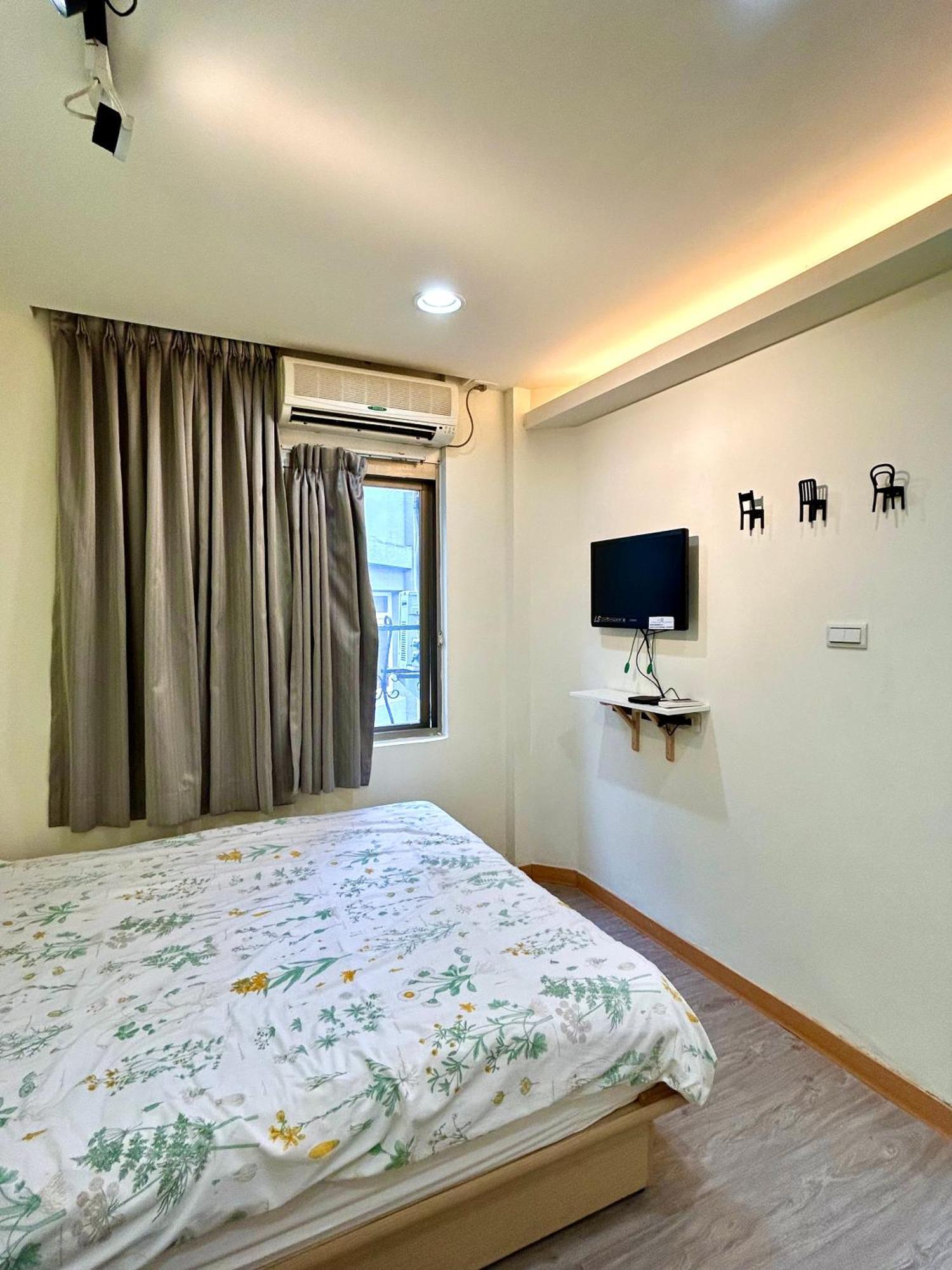 Taipei Triple Tiger Inn Екстер'єр фото